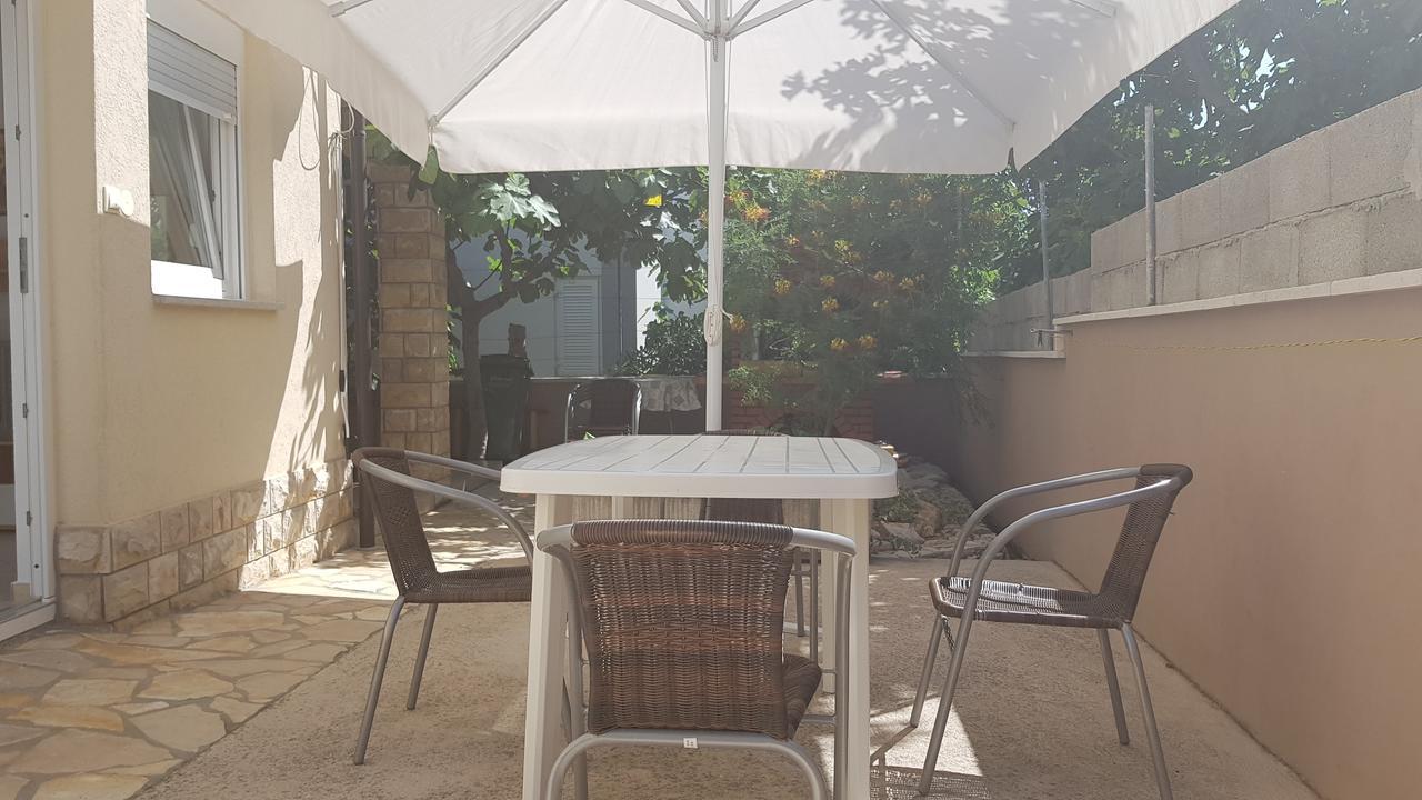 Apartments Mislav Новаля Екстериор снимка