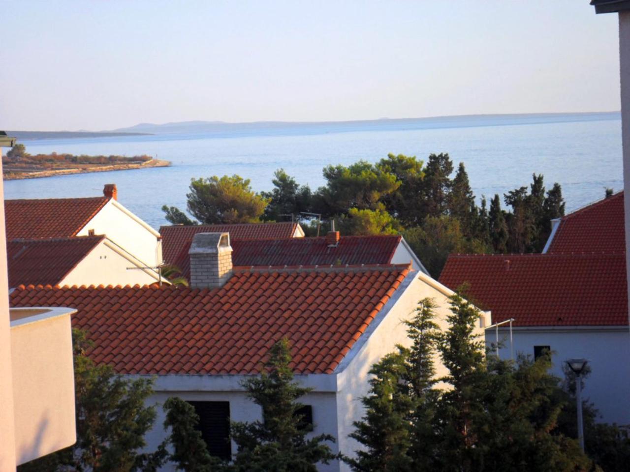 Apartments Mislav Новаля Екстериор снимка