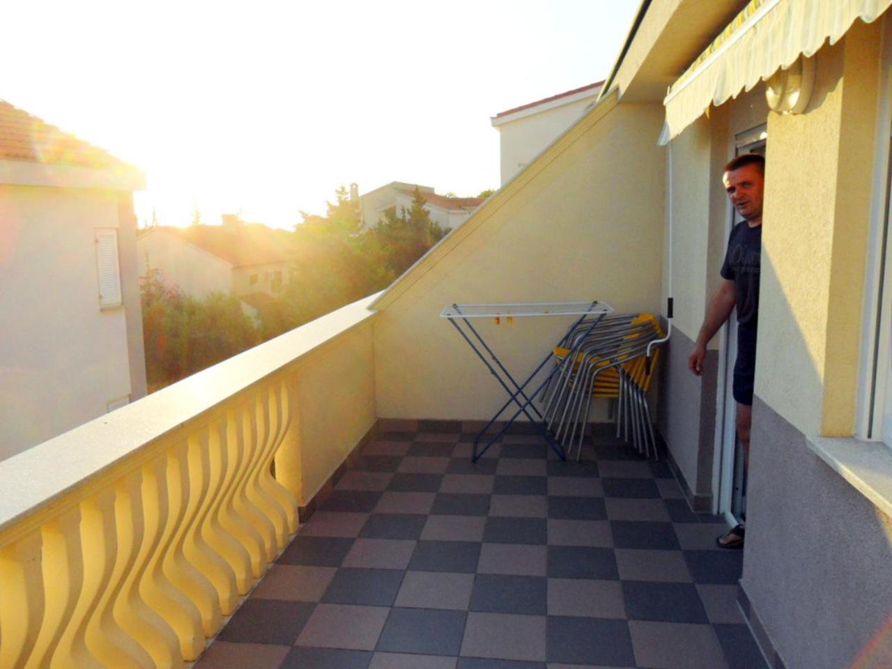 Apartments Mislav Новаля Екстериор снимка